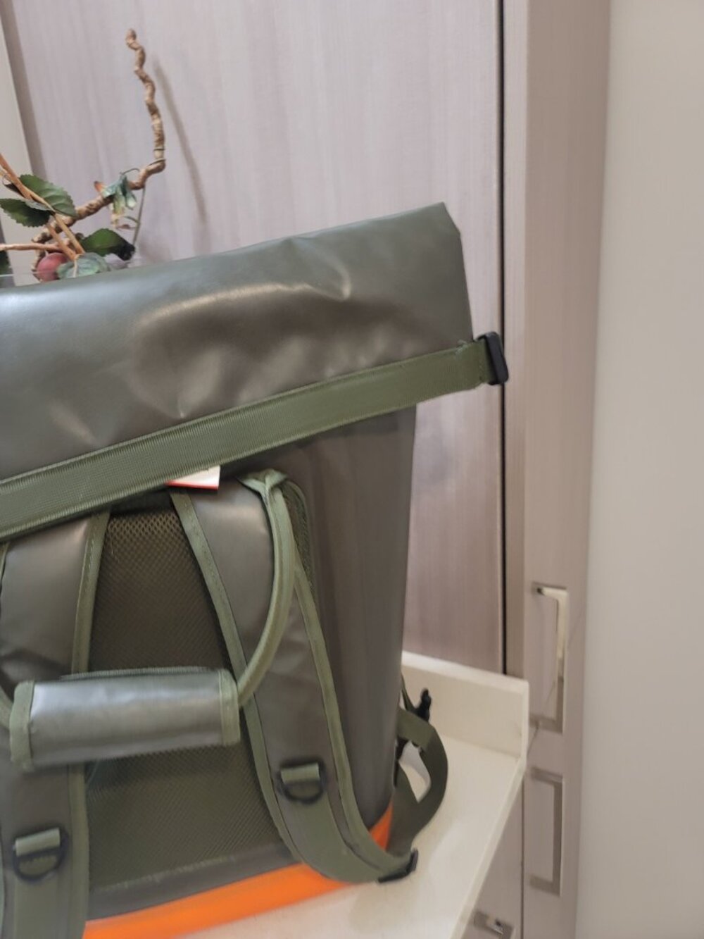 Hunter Target Roll-Top Backpack Cooler -Olive  Green/Orange Rubber - Picture 4 of 6